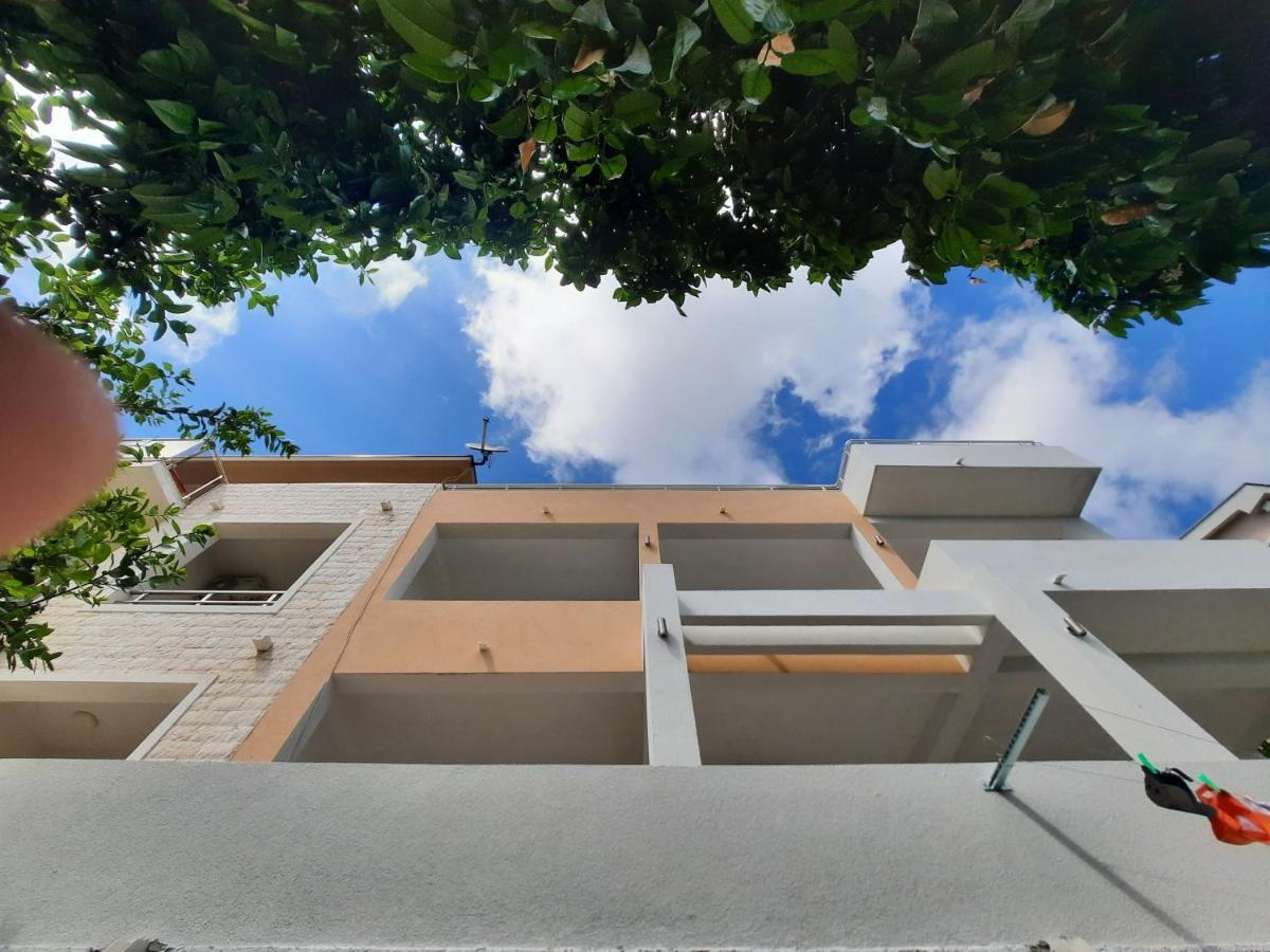 Studio Apartments Jupo Улцинь Экстерьер фото