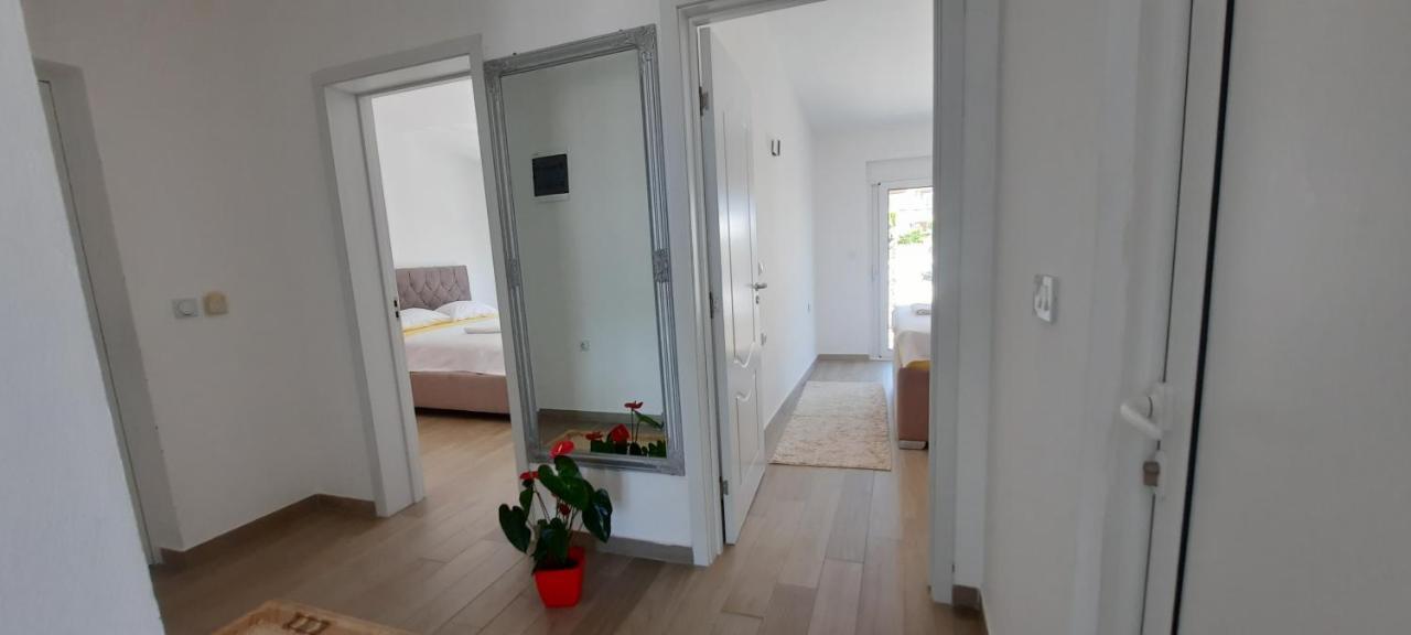 Studio Apartments Jupo Улцинь Экстерьер фото